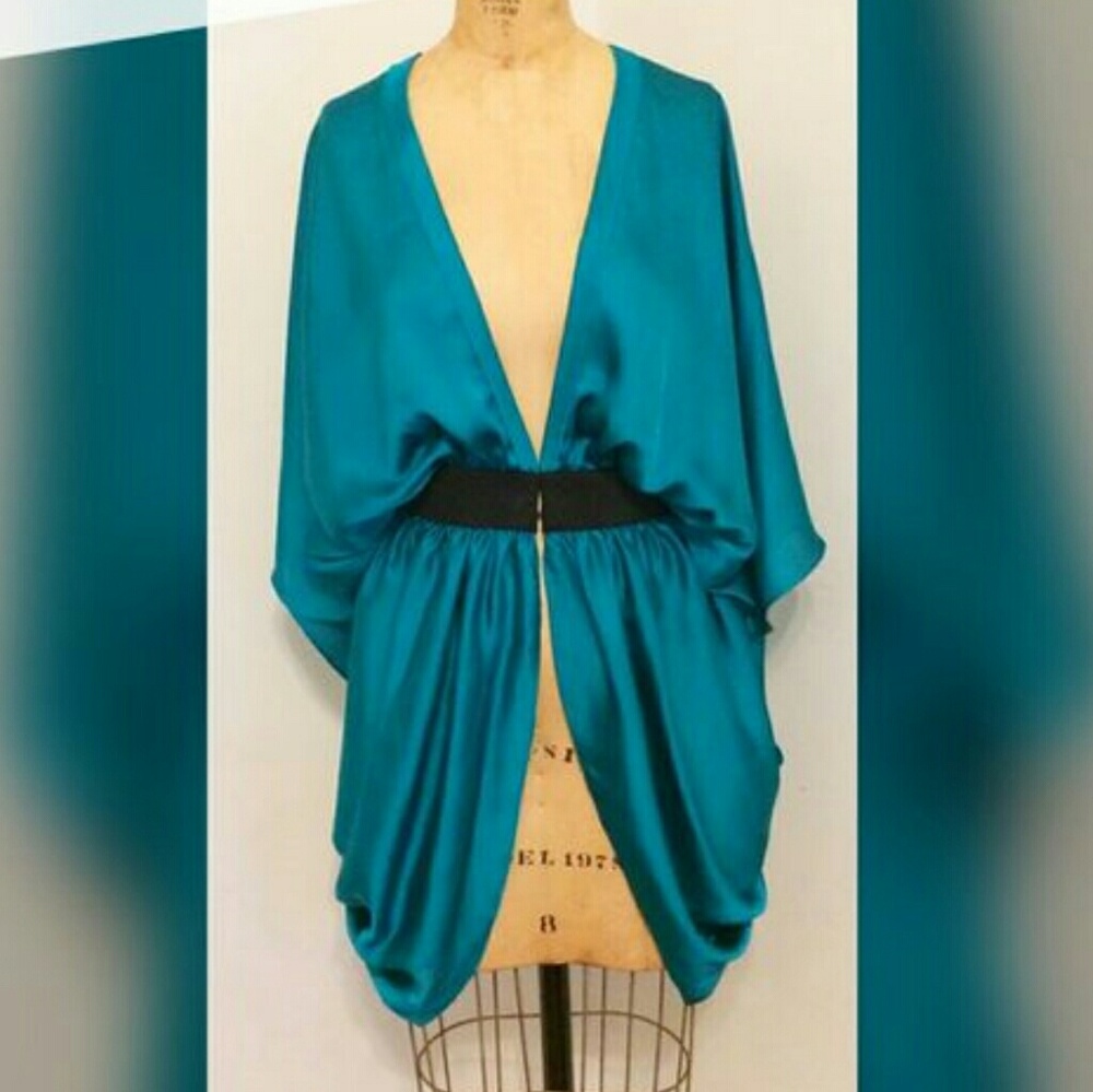 Bebe kimono