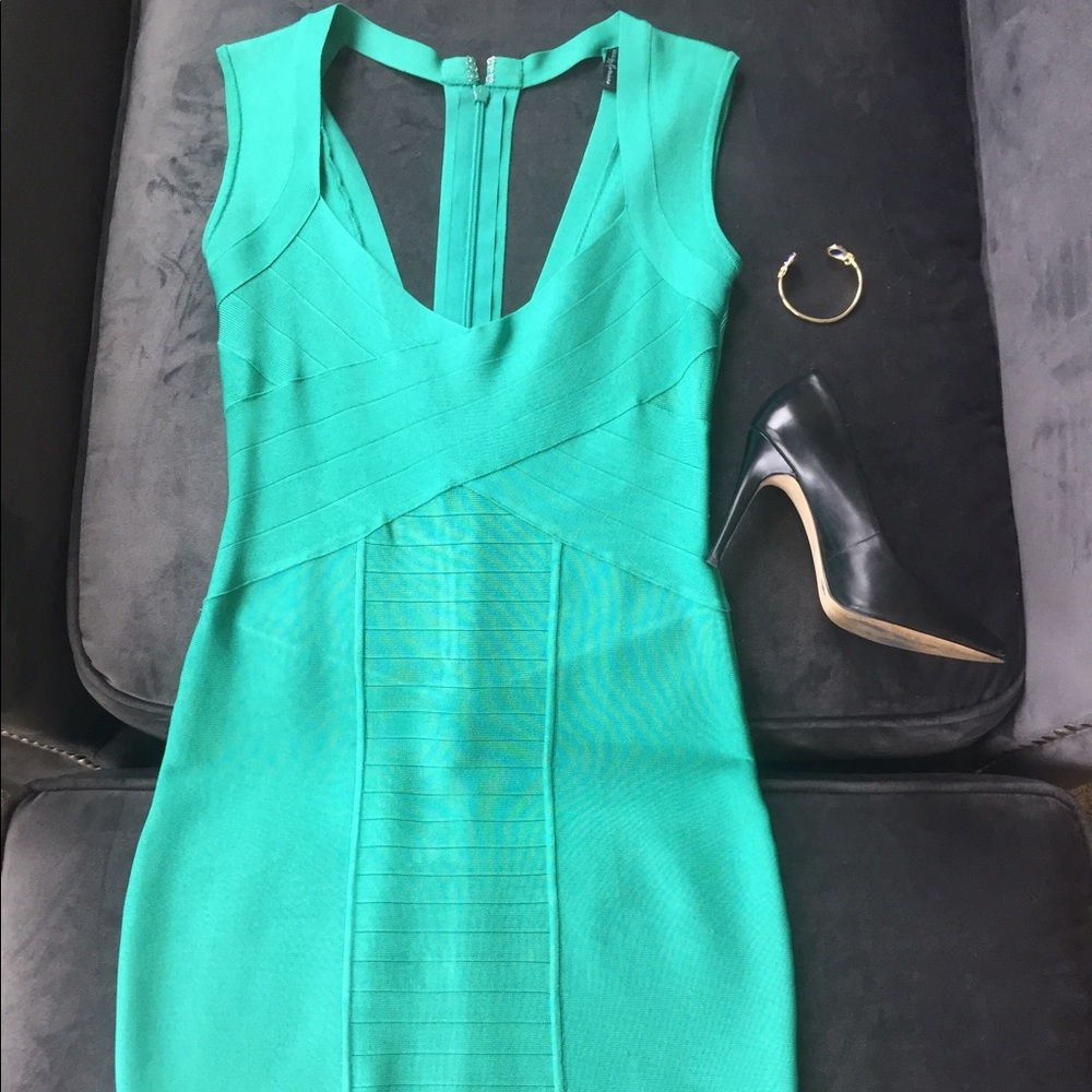 Emerald greed bandage dress
