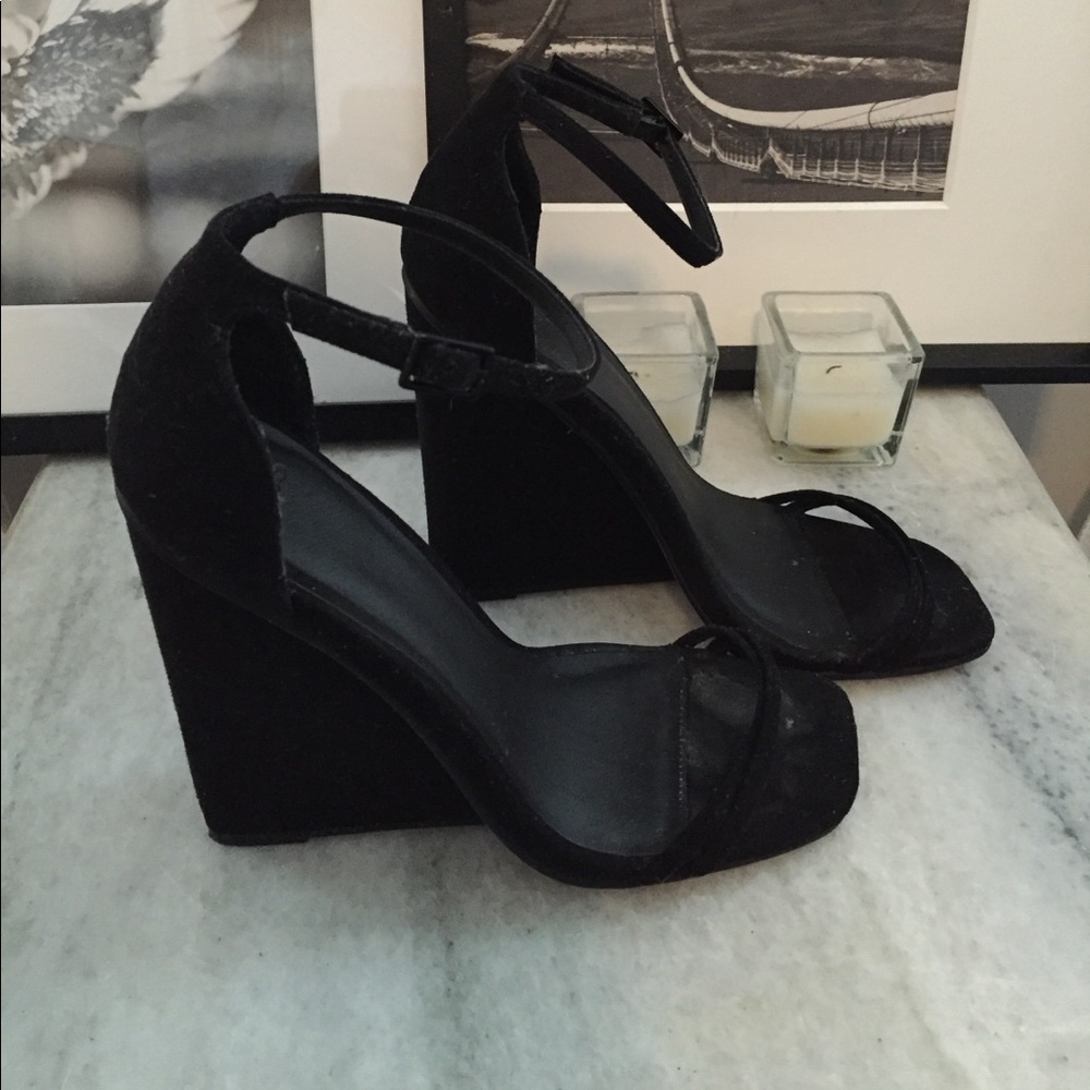Black suede wedge shoes (ASOS - 36.5)