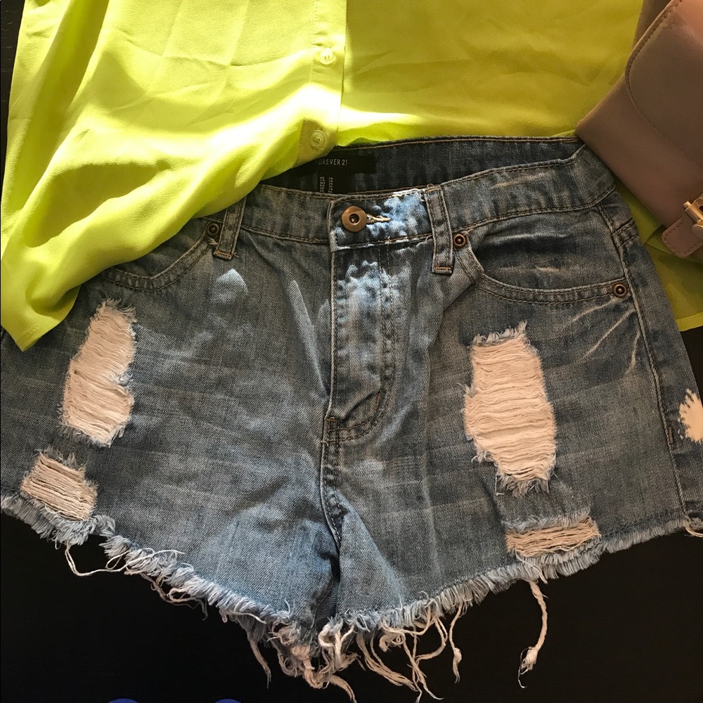 Forever 21 denim shorts - Picture 1 of 5
