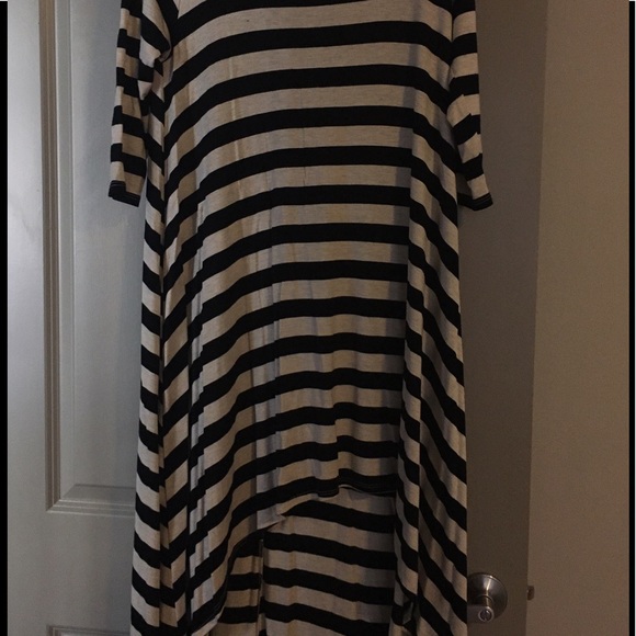 High to low dress - Picture 1 of 2