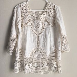 Francesca's Collections white embroidered lace top