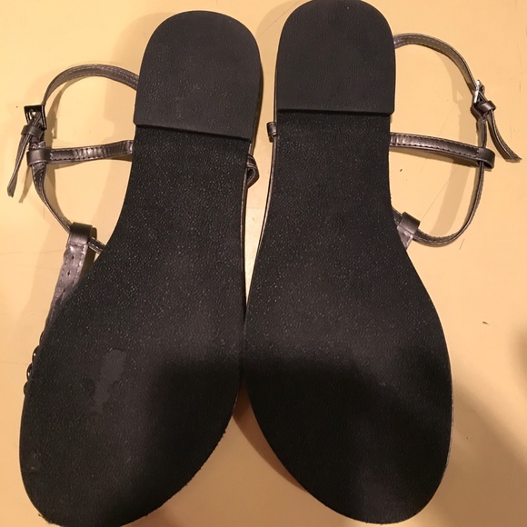 SoHo Sandals - Picture 2 of 2