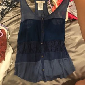 Multi color blue top