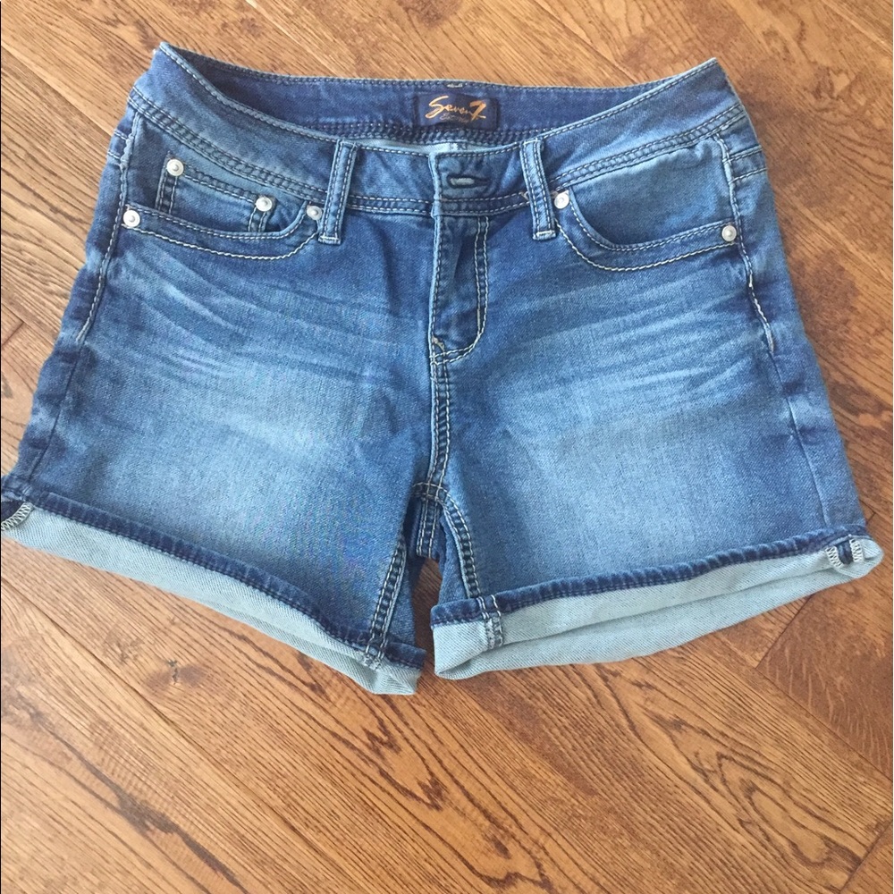 Seven7 Jean Short