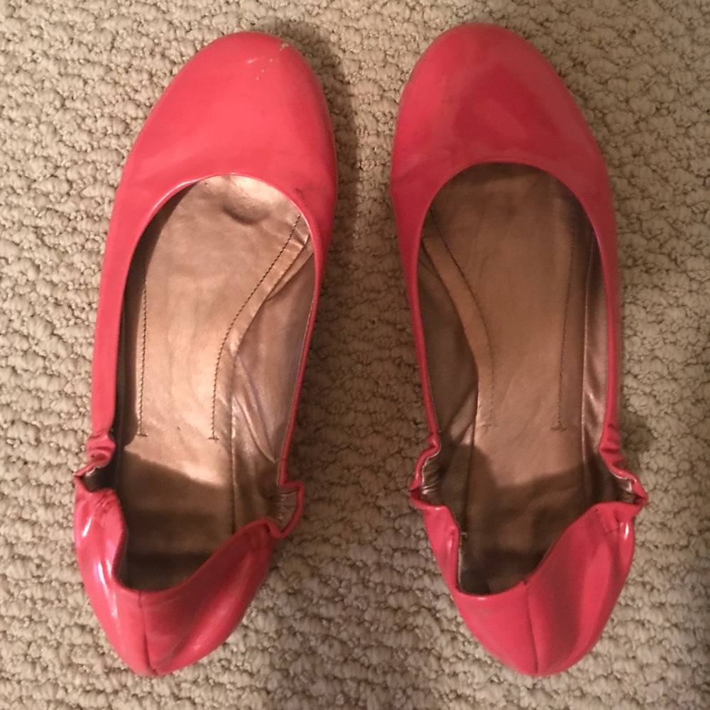 Pink flats