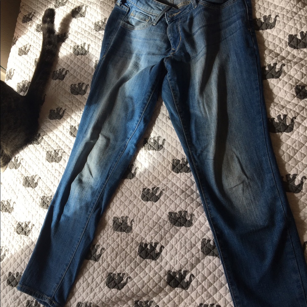 Jeans