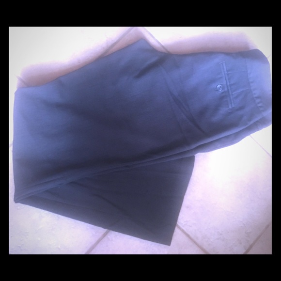 Madison dress slacks Size 6/R - Picture 2 of 3