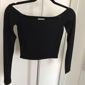 Aritzia long sleeved off the shoulder crop top