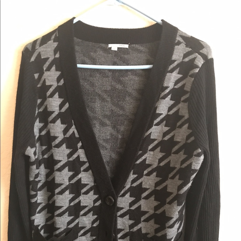 Black and grey cardigan