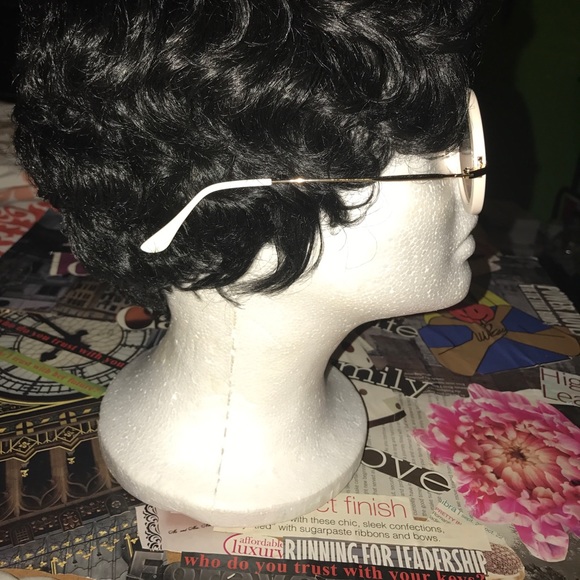 Sunglasses - Picture 2 of 4