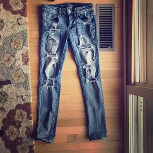 American Eagle Ripped Jeans - Size 2