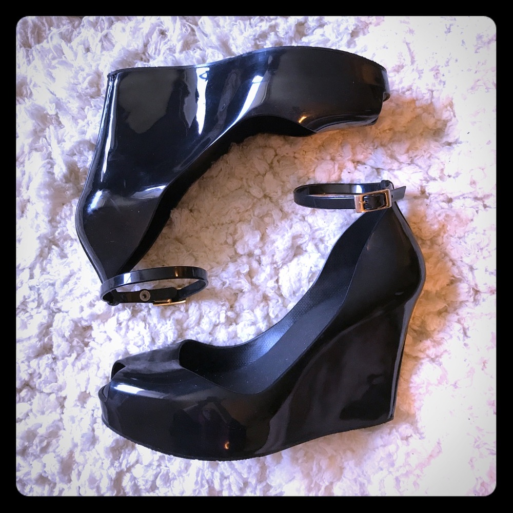 LAST DAYS SALE! Trina Turk Melissa Patchuli Wedge