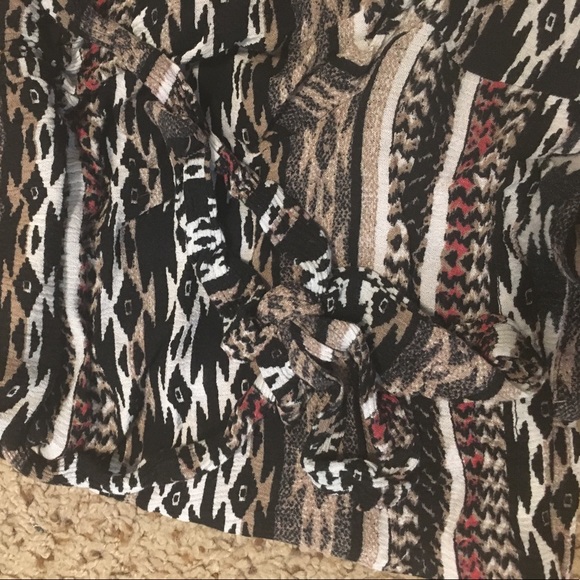 Shorts - Picture 3 of 3