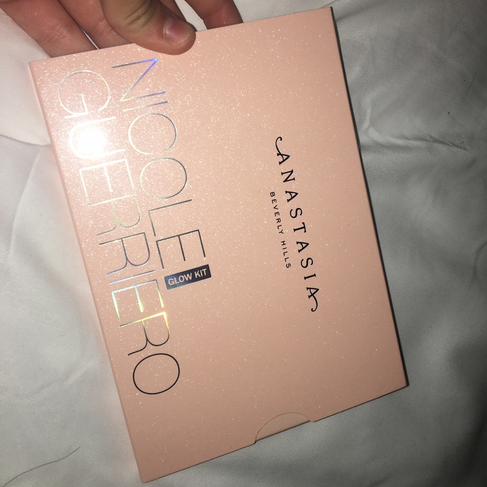 Nicole Guerriero ABH GLOW KIT!