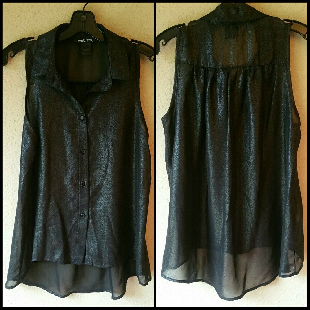 SOLD: Wet Seal Button Up Top