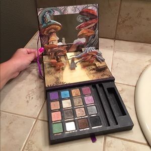 RARE Alice in wonderland urban decay pallet