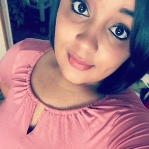 Meet your Posher, Brittney