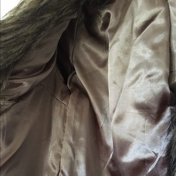 Coat - Picture 2 of 4