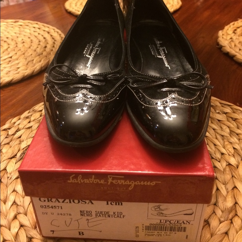 Salvatore Ferragamo flats