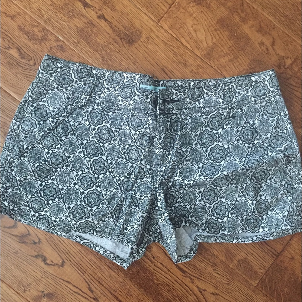 Maurices Short