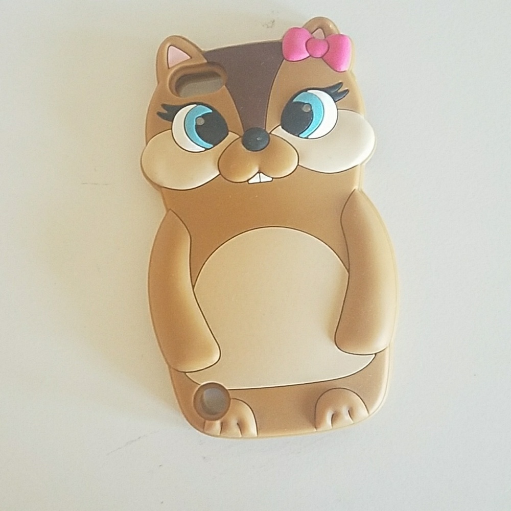 Chipmunk case for iPod 5
