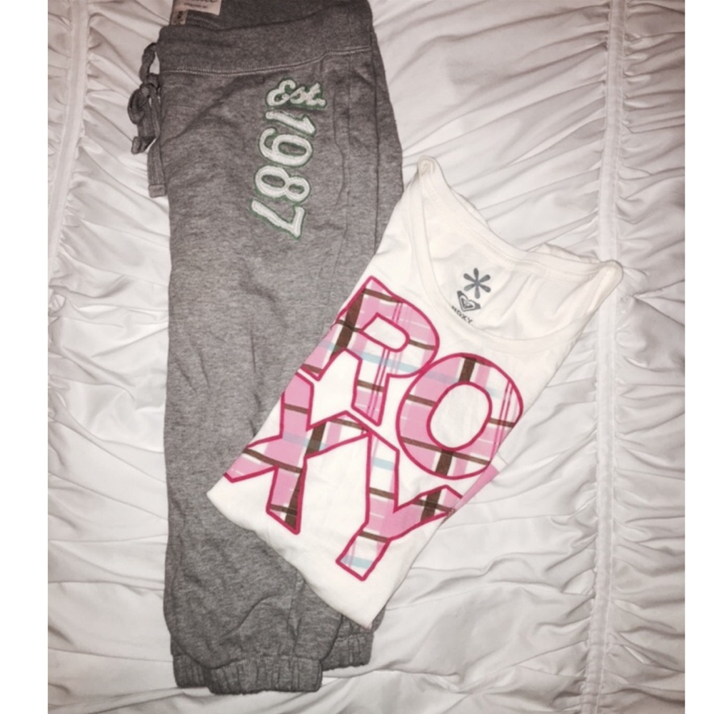 *Bundle* Roxy shirt & Aeropostale Capri sweats