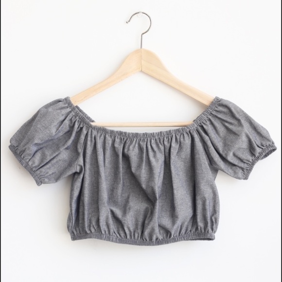 Annie Shoulder Crop Top - Picture 2 of 2