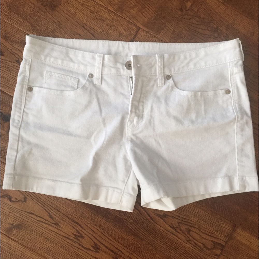 White Jean Short