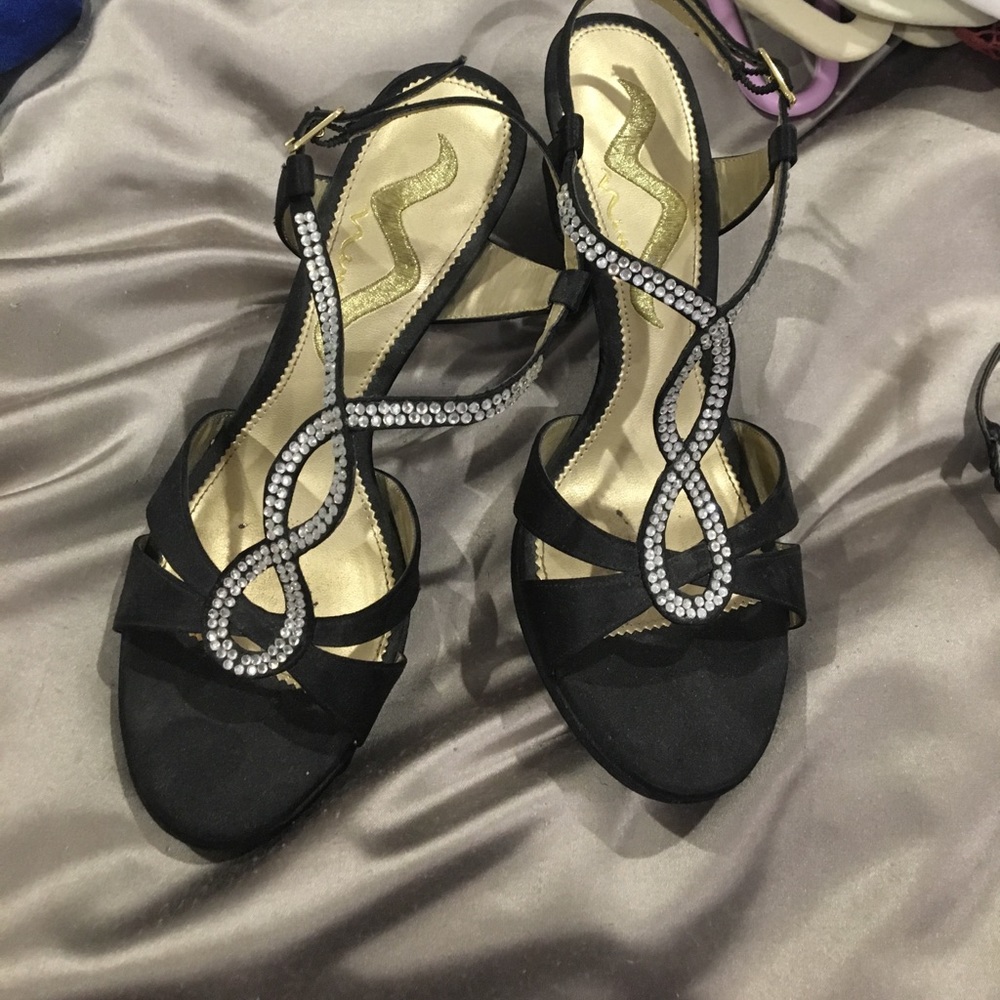 Small heels