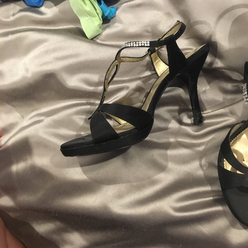Small heels - Picture 2 of 2