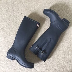 Hunter Shoes - Men's size 10 Hunter Rainboots Hunter Shoes - Men's size 10 Hunter Rainboots