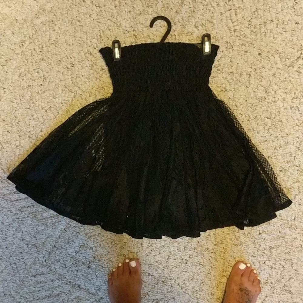 Black lace accordion skirt