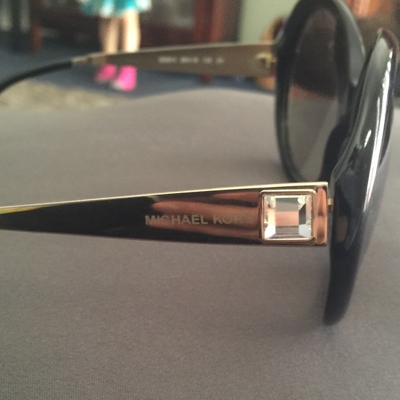 MK sunglasses main image 4