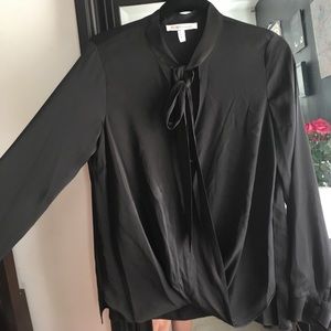 BCBG v neck blouse