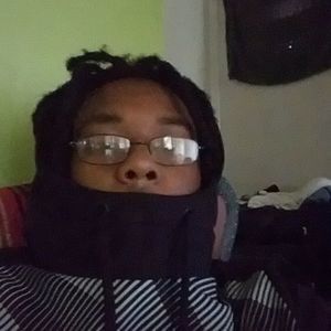 Meet your Posher, Shay