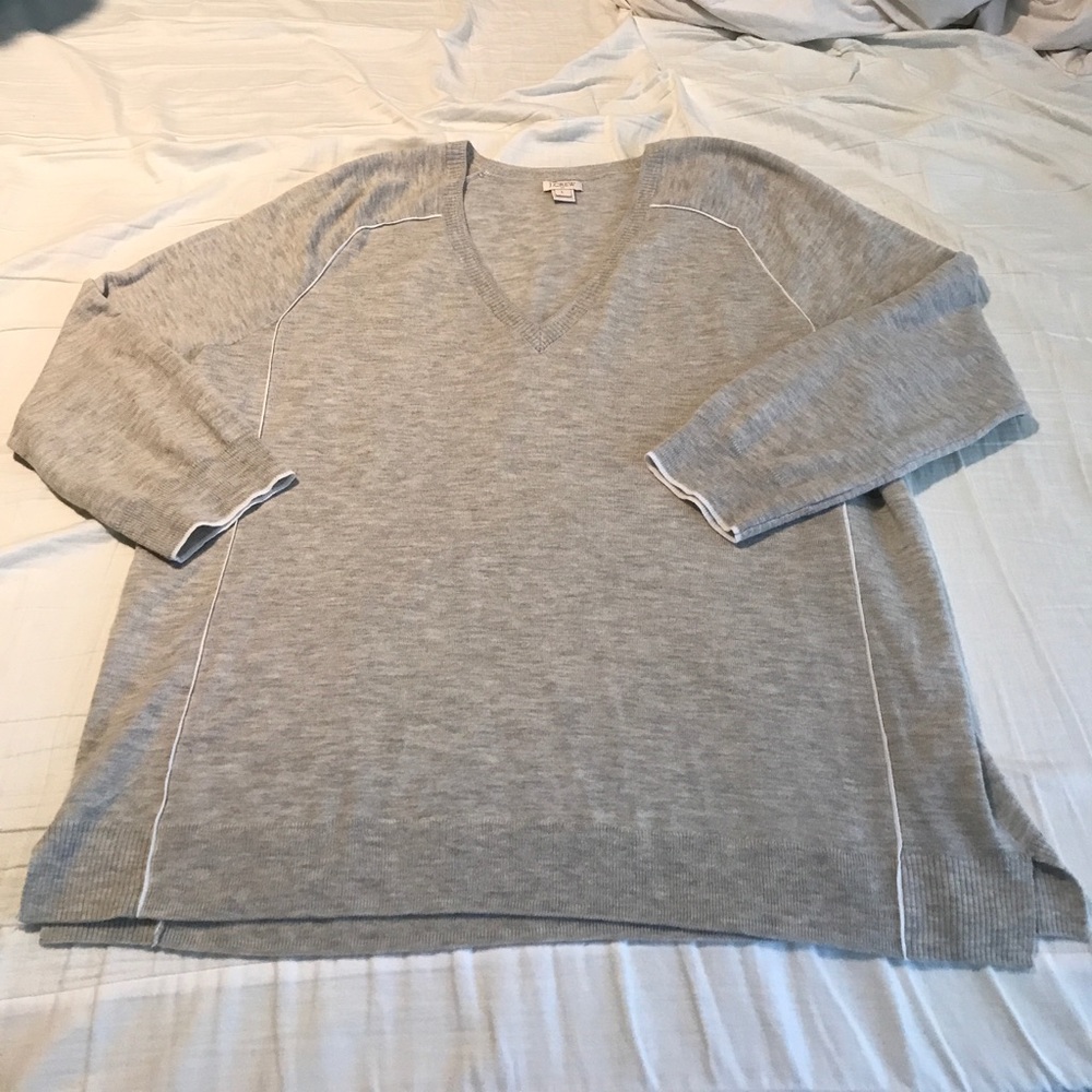 Grey and White J Crew 3/4 length sleeve