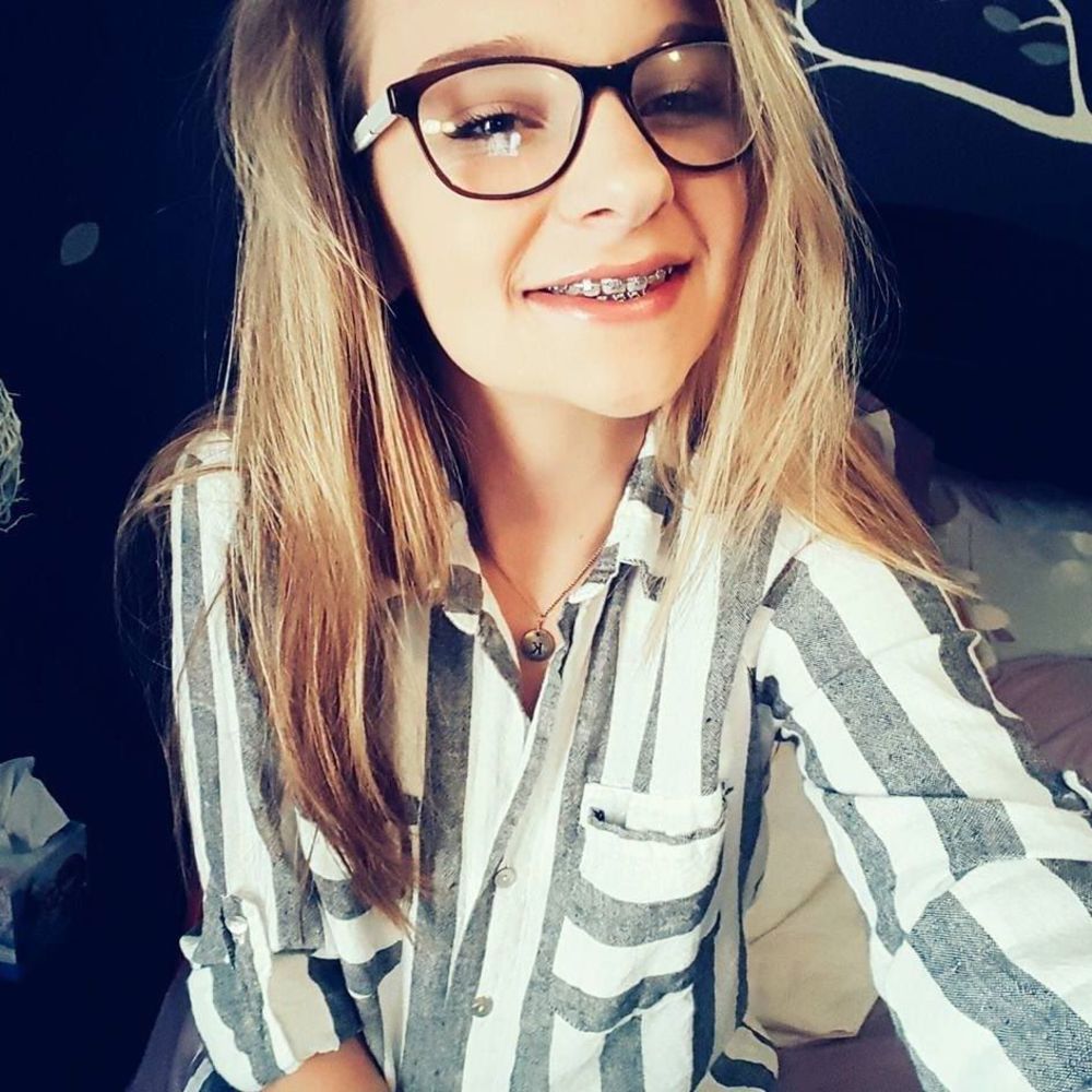 Meet your Posher, Makayla