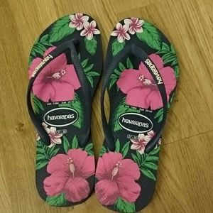 Havaianas flip flops