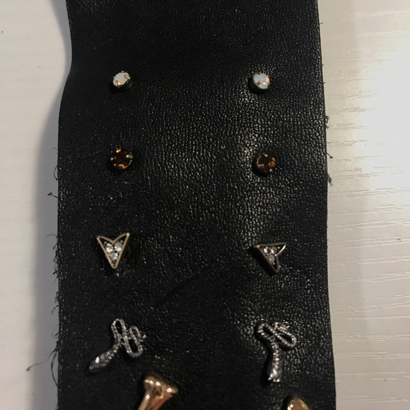 Urban Outfitters earring set - Picture 2 of 4