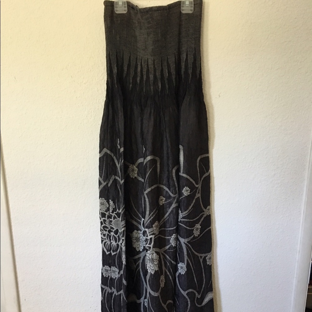 Long strapless dress