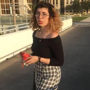 Meet your Posher, Ari