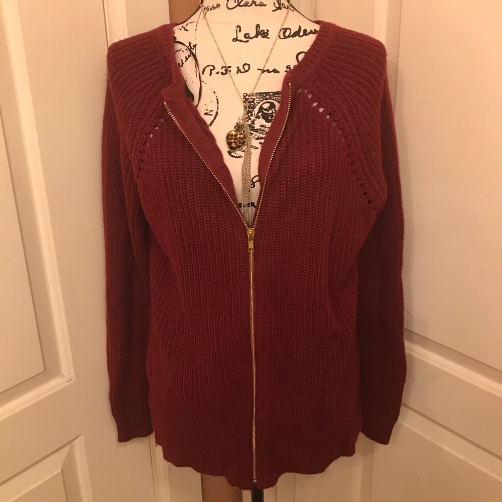 ❌SOLD❌ Forever 21 Zipper Sweater