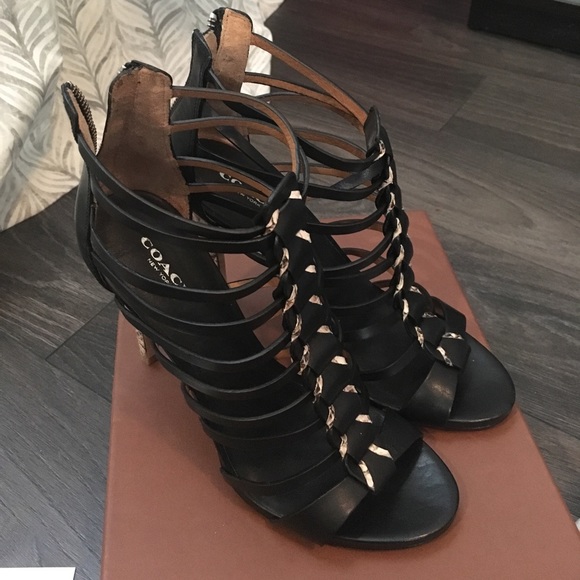 Coach Josey heels - Picture 1 of 4