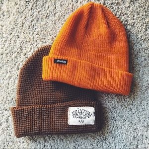 Set of 2 beanies - Brixton & Analog