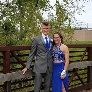 Meet your Posher, Zachary