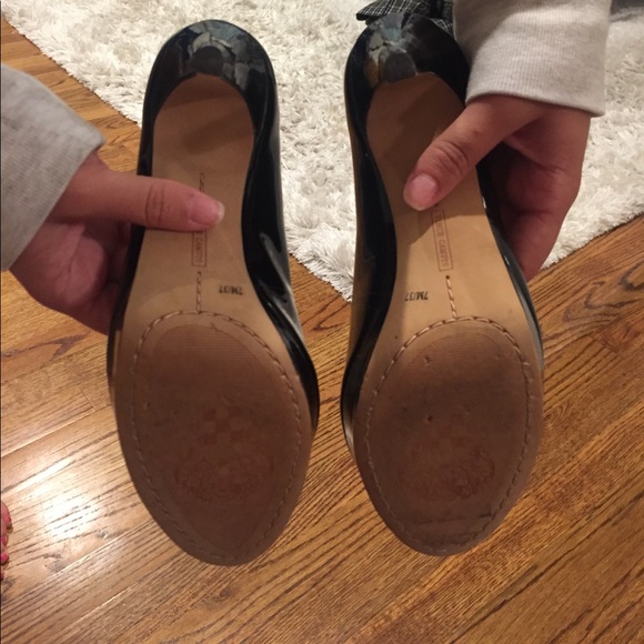 Vince Camuto black heels size 7 - Picture 5 of 6