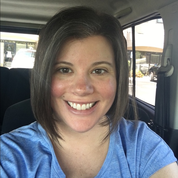 Meet your Posher, Kristen - Picture 1 of 1