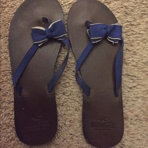 Hollister flip flops