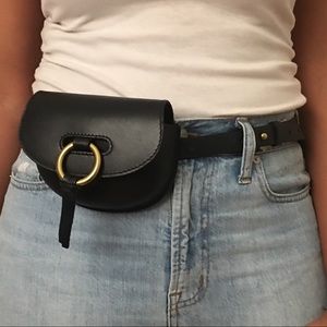 Madewell-  Lisbon O-ring Saddlebag Pouch Belt